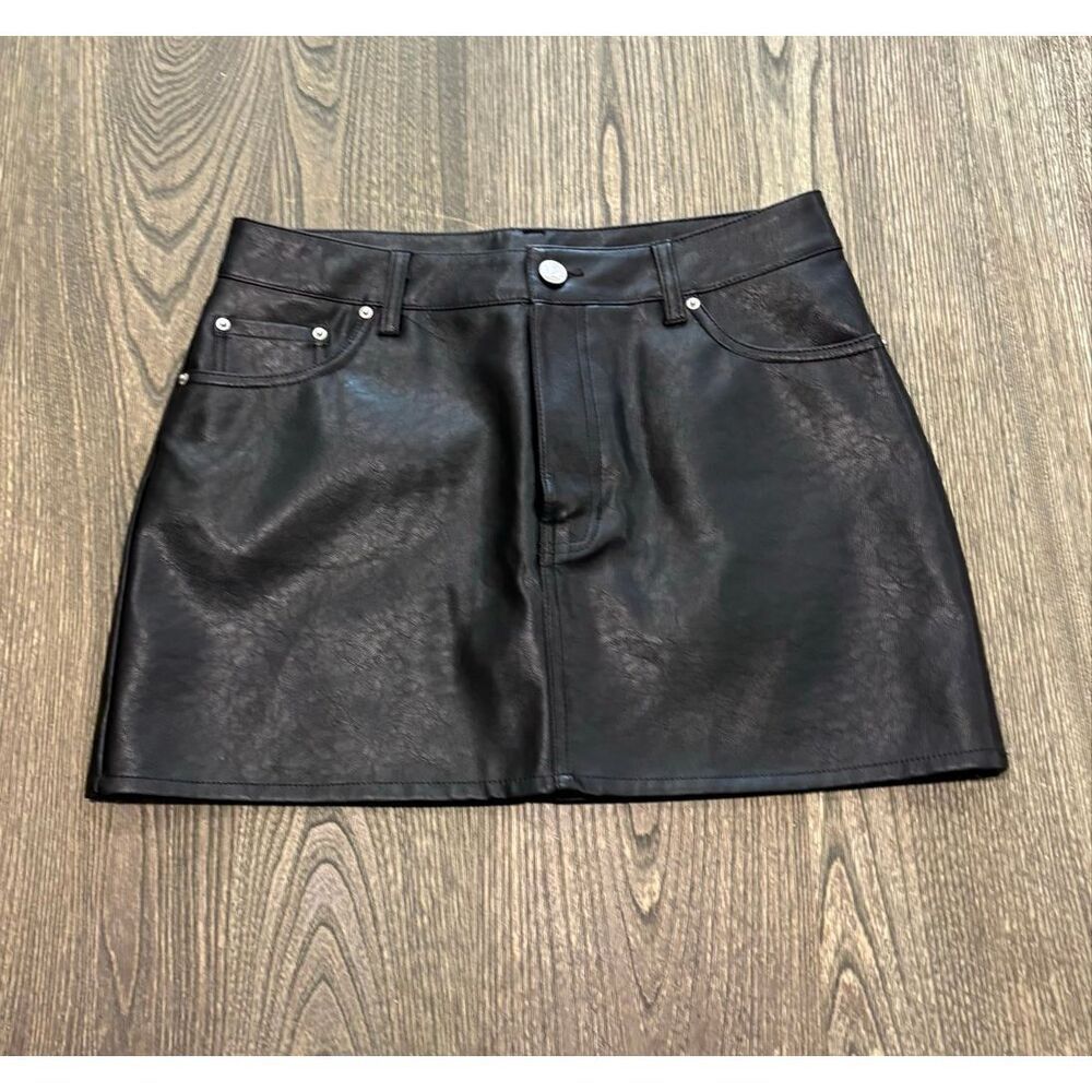 PacSun Womens Faux Leather Mini Skirt Low Rise 5-Pockets Zip Fy Black Size S